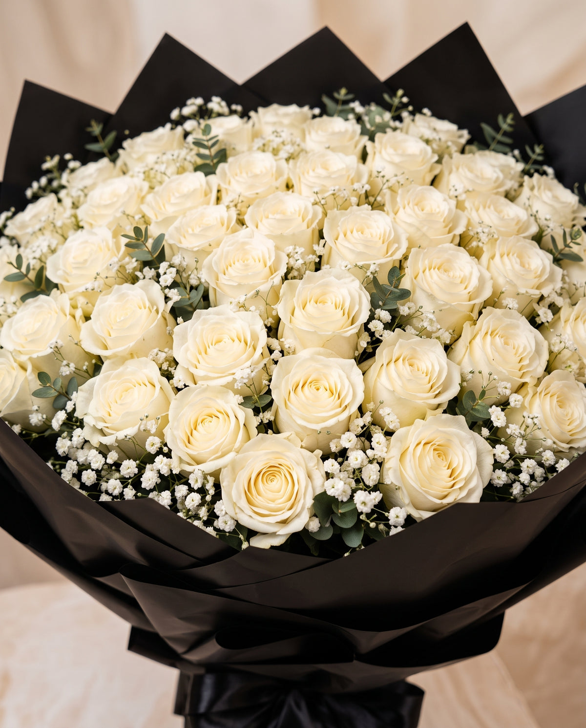 The Midnight Pearl Bouquet